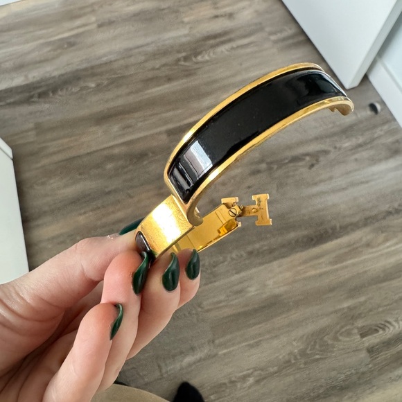 Authentic Hermes Clic H Bracelet - Picture 4 of 4